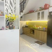 Bán Nhà Trịnh Đình Cửu, Định Công, Ô Tô 7 Chỗ Đỗ Cổng, Ngay Hồ, Diện Tích 34M2, 5 Tầng, Hơn 6 Tỷ