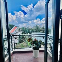 Quận 9 Nhà 1 Trệt 2 Lầu Siêu Đẹp - Hẻm Xe Hơi Thông Nguyễn Duy Trinh - 4 Phòng Ngủ- 58M2 - Nhỉnh 5 Tỷ