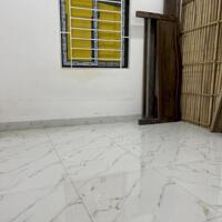 Cho thuê căn hộ CCMN Phố Khâm Thiên, Đống Đa 50m2, 2 ngủ, 8 Triệu ở gđ, nhóm ngoan