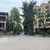 ,Lô Góc - Diện Tích Lớn - Mặt Tiền Bề Thế - Khách Sạn - View Hồ Tây - Giá Thơm Như Hoa Sen