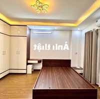 Lô Góc Siêu Thoáng Đầu Phố Lạc Trung, Nhà Mới Siêu Đẹp 32M,5 Tầng Chỉ 7 T.ỷ!