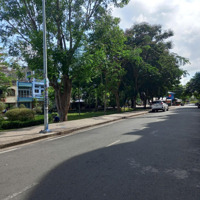 Bán Nhà Quận 6.View Công Viên. Lô Góc 3 Tầng Giá Bán 13 Tỷ. 73M2 Bình Phú 2.
