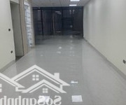 Cần Cho Thuê Văn Phòng Tại 218 Phạm Văn Đồng, Có Tháng Máy, Đi Lại Thuận Tiện
