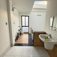 Bán nhà đường Lý Thường Kiệt, 70m2, HXH, 4 tầng, 8.2 tỷ TL, giáp Quận 10.