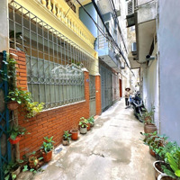 Bán Nhà Phố Hoa Bằng 47M2 Xây 4 Tầng, Mặt Tiền 4.3M, Giá Bán 9.4 Tỷ Cầu Giấy
