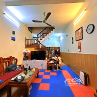 Bán Nhà Phố Hoa Bằng 47M2 Xây 4 Tầng, Mặt Tiền 4.3M, Giá Bán 9.4 Tỷ Cầu Giấy