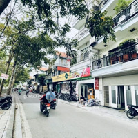 Hot - Bán Nhà Mặt Phố Nhật Chiêu - Mặt Hồ, 1 Mặt Phố + 1 Mặt Ngõ - 110M2 X 5T Thang Máy -Mặt Tiền6,8M