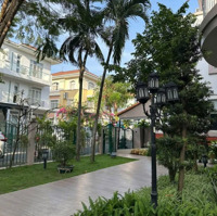 Biệt Thự Đơn Lập Phú Mỹ Hưng Quận 7. Giá 250 Triệu/ M2. 65 Tỷ / 258M2. 12.5 X 18. Nỡ Hậu 16M 0906973796