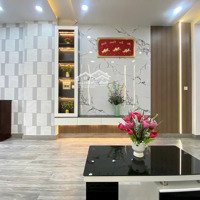 Bán Nhà Bùi Quang Là, P12,Gò Vấp -Hẽm Xe Hơi- 40M2 - Nhỉnh 5 Tỷ - 4 Phòng Ngủ 3Wc