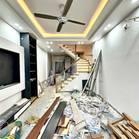 Bán Siêu Phẩm Phố Hồ Sen, Hải Phòng, Thoáng Mát, Ngõ Rộng, Gara Gần Nhà, Giá Cực Tốt