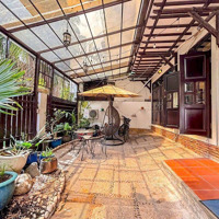 Cho Thuê Biệt Thự Biệt Lập Tại Thảo Điền, Quận 2. Diện Tích: 300M2. Giá Chỉ: 45 Triệu