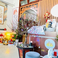 Cho Thuê Nhà Mặt Phố Trần Khát Chân,Diện Tích150 M2 X 6 Tầng,Mặt Tiền8 M, Vỉa Hè Rộng, Có Thang Máy