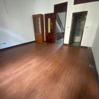 Cho thuê nhà nguyên căn 2 mặt thoáng Trung Yên 11. DT 122m x 5t, mt 5m. Giá 30tr/th.
