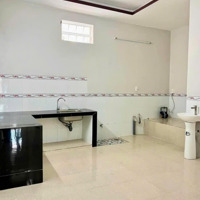 Nhà Bán Thích Hợp 2 Vợ Chồng Ra Riêng Hoặc Mua Cho Cha Mẹ Hưu Trí