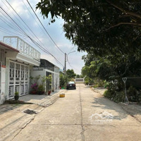 Nhà Cho Thuê Có Máy Lạnh Lộ Ô Tô Tới, Thích Hợpcho Đại Gia Đình
