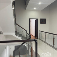 Bán Nhà Mặt Phố Bà Huyện Thanh Quan - Nhà Mới Ở Ngay - Thuê 1000 Usd/ Năm - Nhỉnh 11 Tỷ Tl