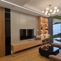 (Giá Rẻ) Tôi Bán Căn Hộ 166M2 4 Phòng Ngủ Usilk Tố Hữu, Sẵn Sổ, Full Nội Thất, Ban Công Đb