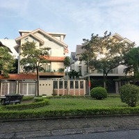 Bán Nhanh Biệt Thự Mặt Phố Đt Việt Hưng, 235M, 3,5 Tầng, Phong Cách Tân Cổ Điển