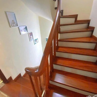 Bán Nhà Đẹp Vĩnh Phúc, 40M2X5 Tầng, Ngõ Thông, Ôtô Đỗ Cửa, Kinh Doanh. 12.6 Tỷ