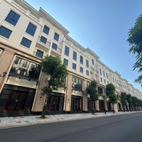 Cần Tiền Bán Gấp Căn Xẻ Khe Thời Đại 91M2 , Gần Tòa Văn Phòng , Công Viên Bể Bơi , Chung Cư Masteri