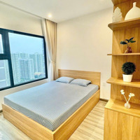 Căn 2 Phòng Ngủgóc Nội Thất Gỗ Cao Cấp Diện Tích Lớn, Thoáng Mát, Giỏ Hàng Đầy Đủ Căn Vinhomes Quận 9