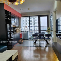 Chính Chủ Bán Ch 122M2, 3N - 2 Vệ Sinh Tại Hoàng Đạo Thúy, 8,75 Tỷ, Ban Công Đb, Full Đồ Đẹp, Sổ Đỏ Sẵn