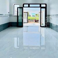 •Chủ ngộp hạ giá bán gấp nhà cấp 4 hiện đại chỉ 1tỷ6xx .