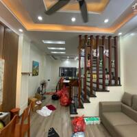 TÔI CHÍNH CHỦ BÁN NHÀ 5 TẦNG ĐƯỜNG HOÀNG MAI, GIÁ RẺ NHẤT THỊ TRƯỜNG