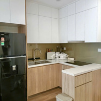 Tôi Chính Chủ Cần Bán Căn 1N + 43,2M2 Full Nội Thất Giá Bán 2,98 Tỷ Toà I2 Tầng Đẹp View Thoáng
