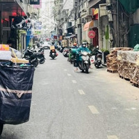 Lô Góc ! Hoàng Cầu, Ô Tô Tránh, Kinh Doanh Mạnh, Văn Phòng Đỉnh, 3 Thoáng. 60M*4 Tầng