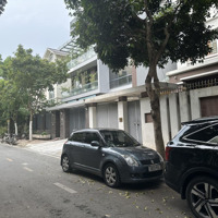 Bán Biệt Thự Công Viên Cầu Giấy - 165M2 X 5 Tầng - Giá Tốt 67.5 Tỷ