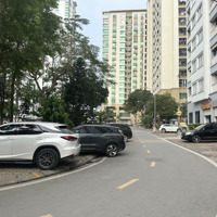 Bán Biệt Thự Công Viên Cầu Giấy - 165M2 X 5 Tầng - Giá Tốt 67.5 Tỷ