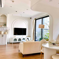 Duy Nhất 1 Căn Đồ Xịn, Bán Căn 2 Phòng Ngủ+ 1 Full Đồ Xịn View Bể Bơi Cực Phẩm Tại Vin Smart. 0961522128