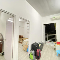 Hàng Hiếm Cho Thuê Nhà: Nguyễn Văn Cừ, P. 1, Q5 (64M Vuông, 2 Bed Room)
