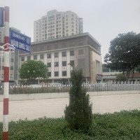 Nhà 4 Tầng Mặt Đường Lạc Long Quân - Phường Bưởi - 30M2, 4M Mặt, Giá Bán 18 Tỷ, Kinh Doanh, Ô Tô Tránh