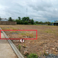 Cần Bán Miếng Đất Gần Tgdđ Đường Nguyễn Huệ, Phường 2, Gò Công,Diện Tích108M2 Chỉ 450 Triệu Sổ Hồng Riêng