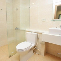Cho Thuê Căn 3 Ngủ 135M2 Full Đồ Chung Cư Hapulico 24T Giá Bán 20 Triệu /Tháng. Call 0904.402.216