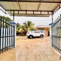 Nhà đẹp, full thổ cư, đường nhựa. Gần chợ, giá 1,35 tỷ