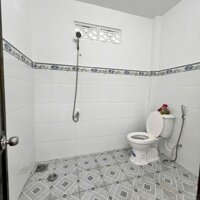 Nhà đẹp, full thổ cư, đường nhựa. Gần chợ, giá 1,35 tỷ