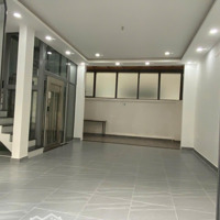 Cho Thuê Tầng Trệt Nhà Phố Tại Vinhomes Grand Park Chỉ 12 Triệu/Tháng(Thương Lượng)