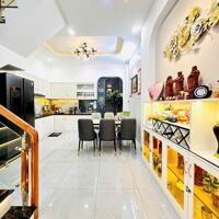 Nhà đẹp mt Thạnh Xuân 13, hẻm xe hơi có vỉa hè thoáng mát,giá #6ty3