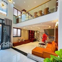 Sở Hữu Ngay Căn Nhà Cách Sân Bay Chưa Đến 5 Phút - Đường Cửu Long, Tân Bình 40,5M2