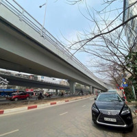 Bán Mặt Phố Đại La, Hai Bà Trưng .Diện Tích182M2 2T Mặt Tiền 7.5M . Giá Bán 58Tỷ . Lh :0383426696