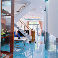 Bán Nhà Gần Chợ Đệm Mặt Tiền Đường Tân Túc