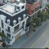 Cho Thuê Văn Phòng Vip Mặt Đường Sa Đôi - Nam Từ Liêm, Hoàn Thiện Cực Đẹp, Có Thang Máy. Giá Tốt