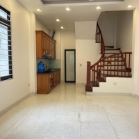 Bán Nhà Riêng Tại Thạch Bàn, Long Biên, Hà Nội, 5,4 Tỷ, 35M2 Hot!