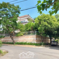 Mặt Tiền Einstein 1613M2 Ngang 32,2M Ngay Ga Metro Xa Lộ Hn Full Thổ Cư