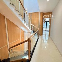 Bán Nhà 1 Trệt 2 Lầu Đúc 3 Tấm Đường Trương Công Định - Phường 7 - Trung Tâm Vũng Tàu