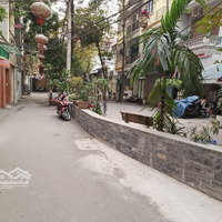 Vị Trí Đẹp ,Trung Tâm Quận Thanh Xuân ,20M Ra Ô Tô .Tiện Ích Bạt Ngàn ,Gần Trường Bách,Kinh,Xây...
