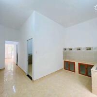 Bán nhà mới đẹp, sổ riêng thổ cư, gần chợ 26, P.Tân Phong, đường oto chỉ 2ty750